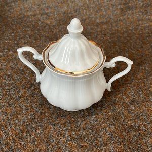 Sugar bowl made by Walbrzych, 🇵🇱